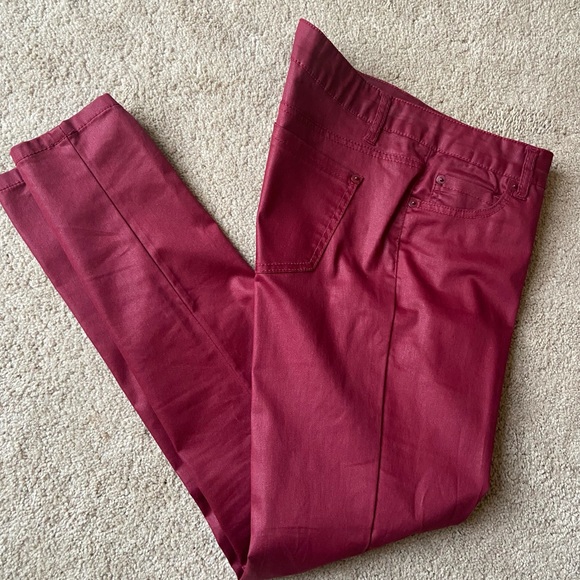 Bisou Bisou Coated Burgundy Red Skinny Jeans Size 10 - Picture 2 of 9